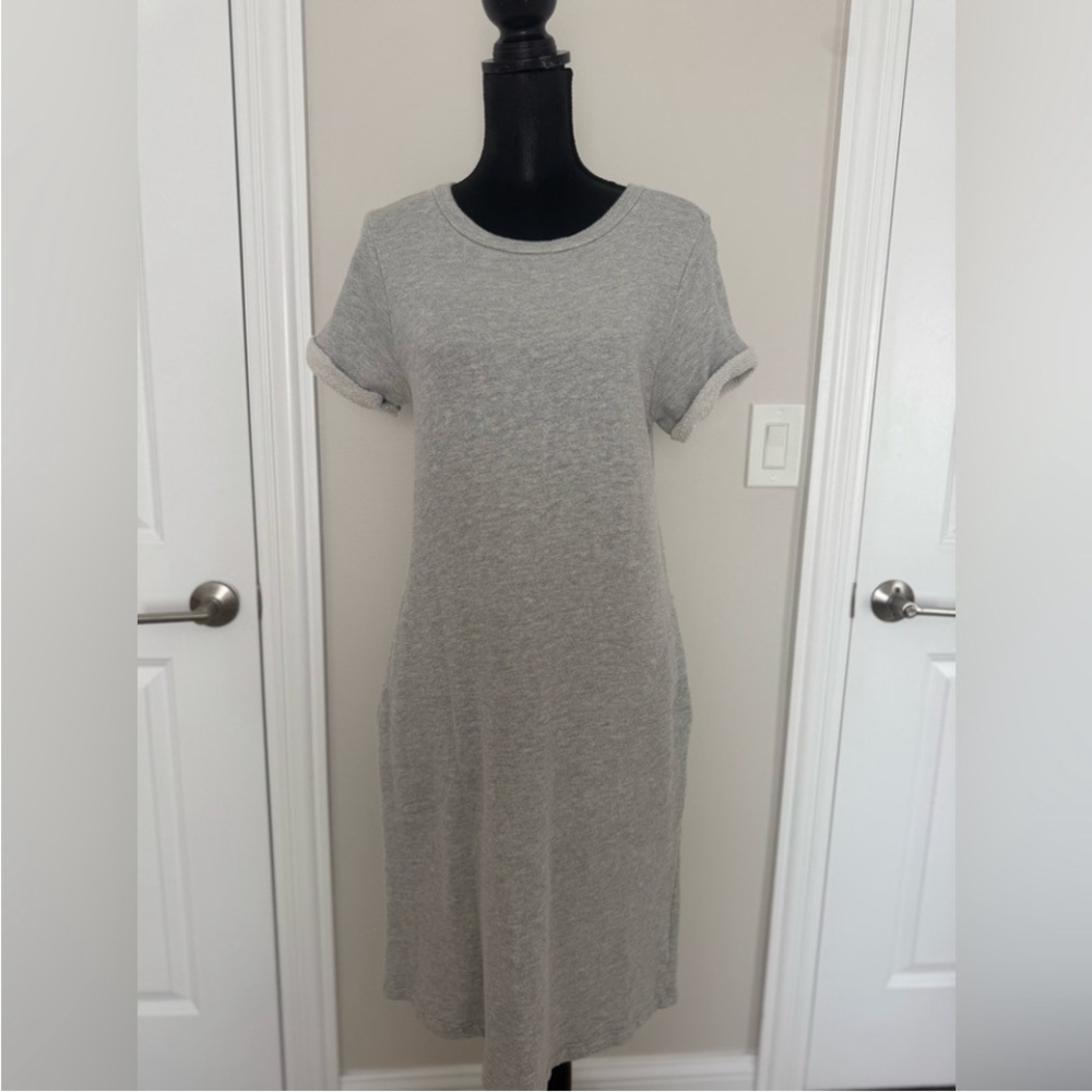 Anthropologie by cloth & stone Heather Grey Knee Length T-Shirt Dress M